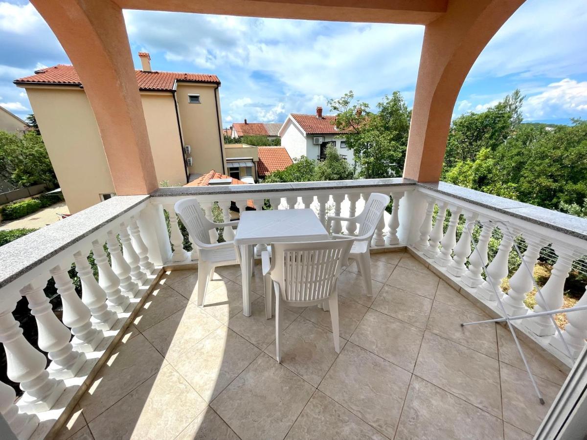 Villa Julie Jadranovo Eksteriør billede